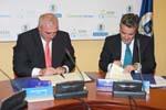 Javier Uceda e Iñaki Ereño firman el acuerdo